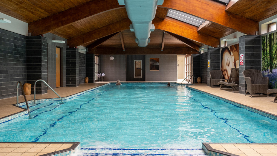 Swimming pool at Burleigh Springs Leisure & Therapy Centre
