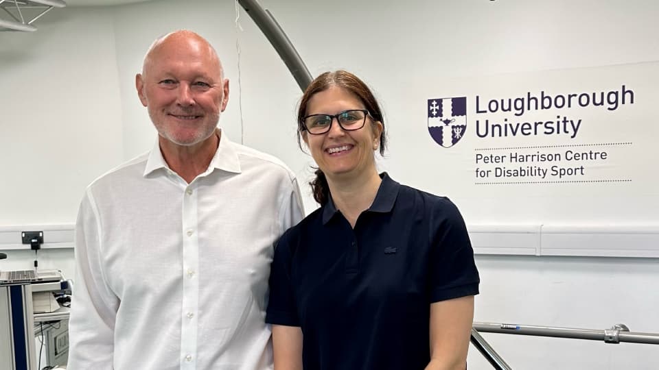 David Pond (left) alongside Professor Vicky Tolfrey, Director of the Peter Harrison Centre for Disability Sport at 麻豆視頻_麻豆直播_麻豆传媒官网.